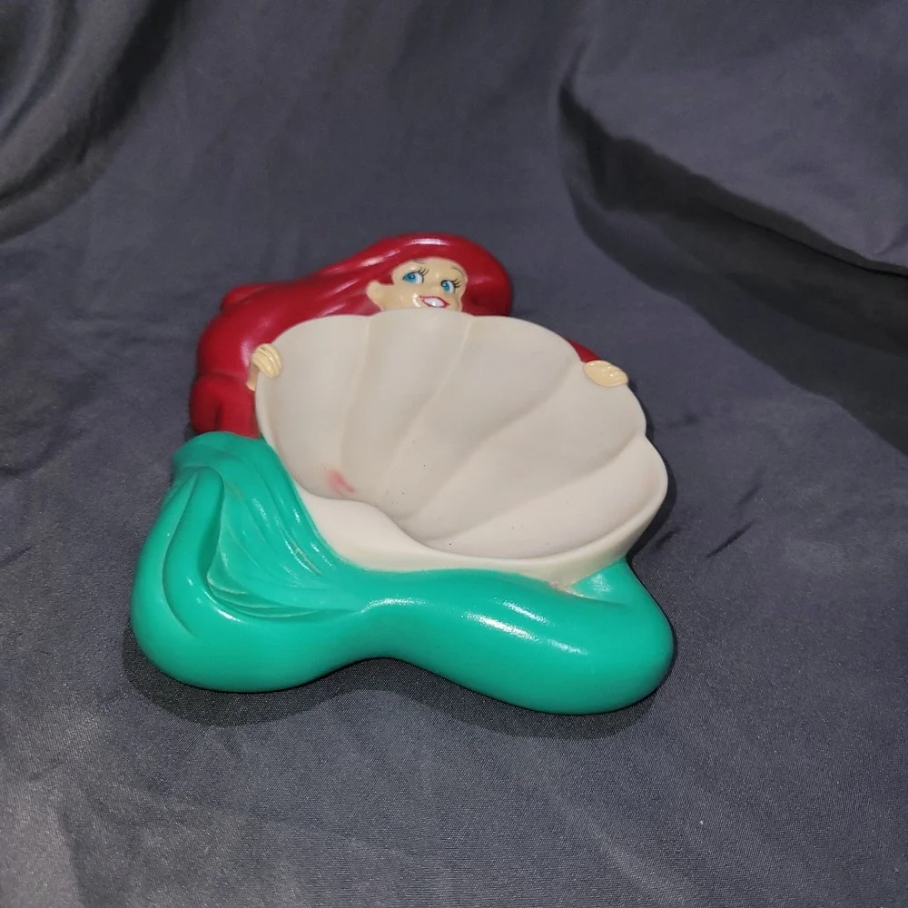 Avon vtg disney